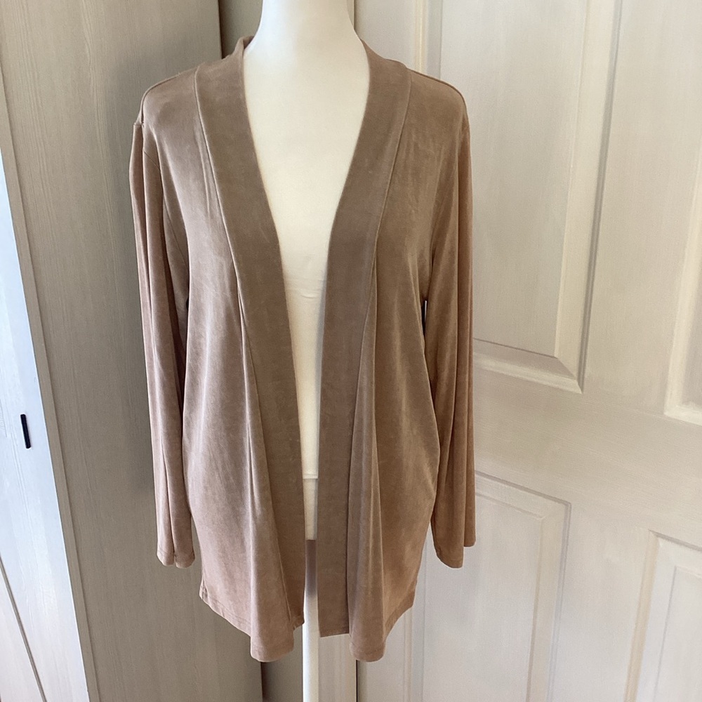 Jostar Beige Women's Travel Cardigan